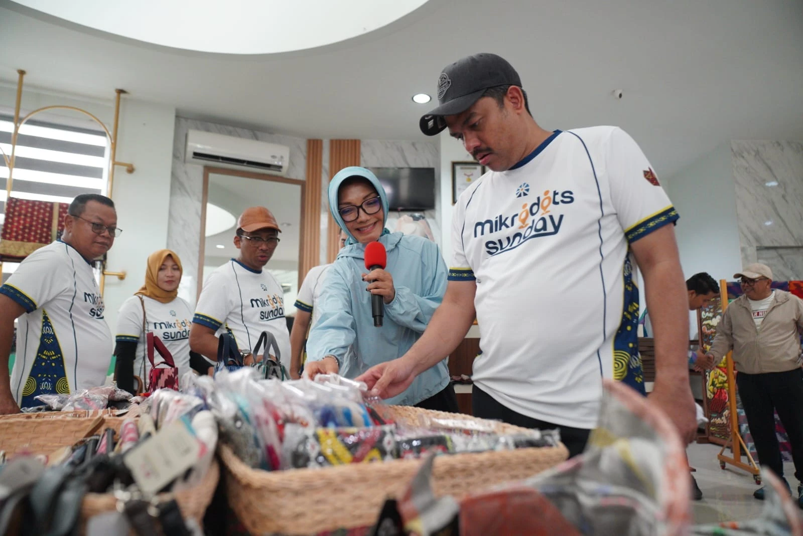 Menteri Maman Puji UMKM Center Pontianak Terbaik se-Indonesia