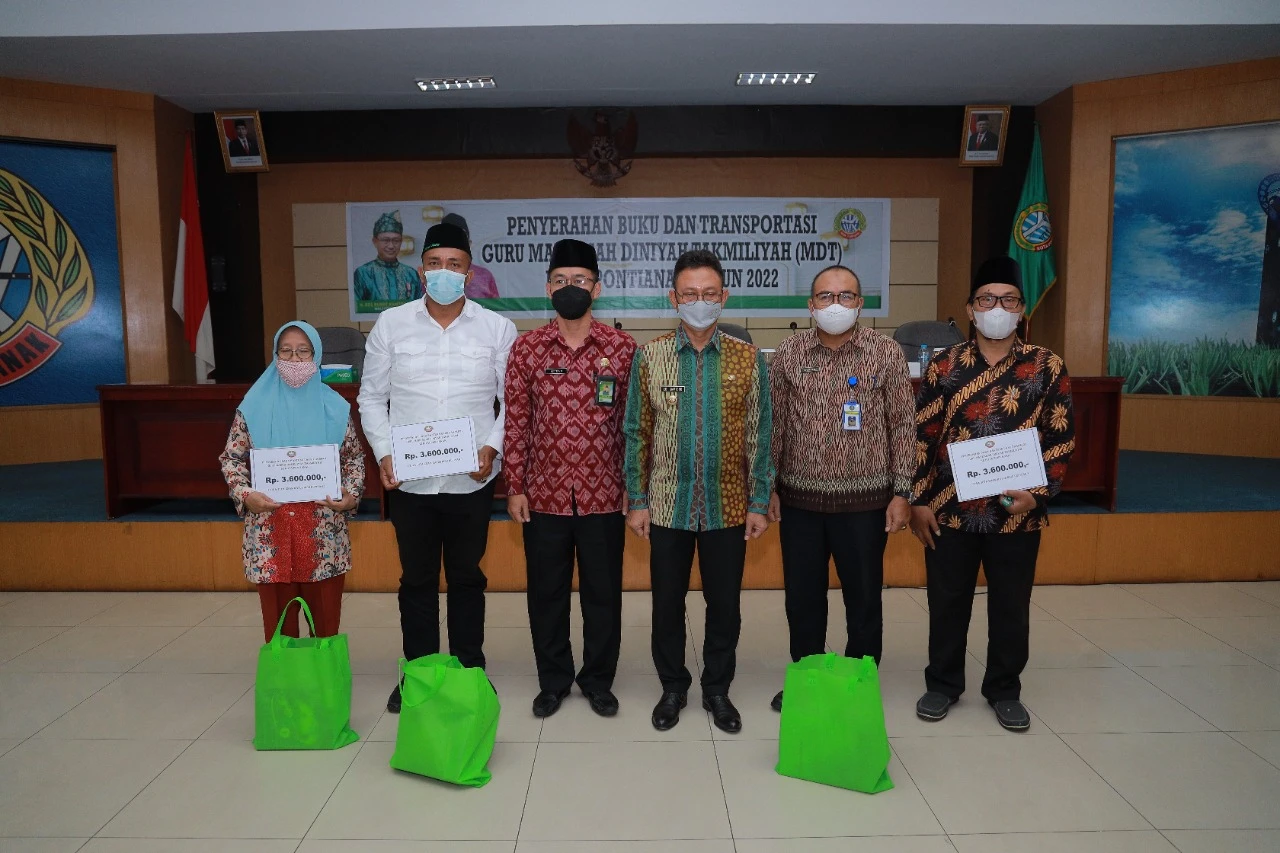 Dukung Madrasah Diniyah Takmiliyah, Pemkot Kucurkan Bantuan