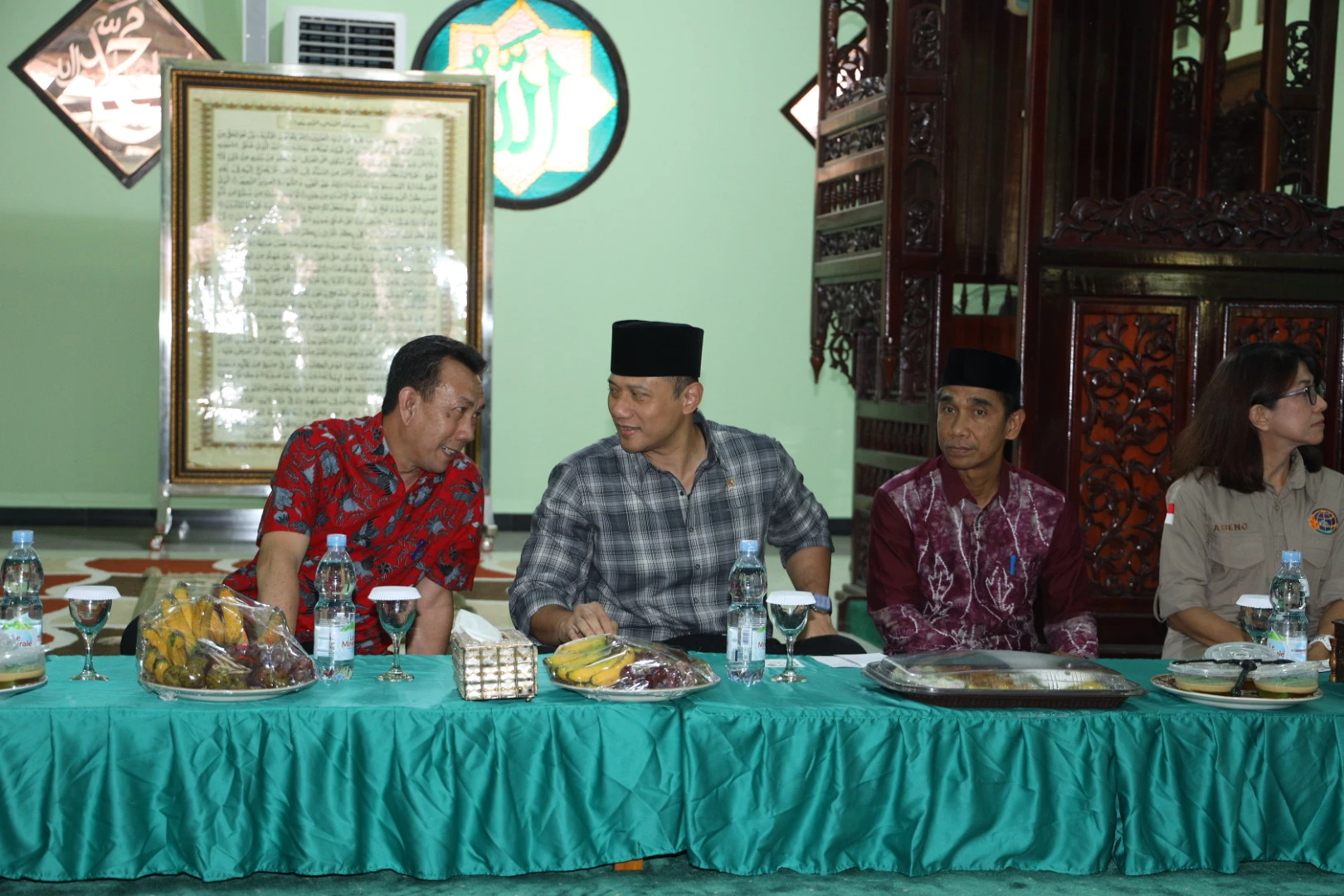 Pj Sekda Apresiasi Menteri AHY Serahkan Sertipikat Tanah Wakaf di Pontianak