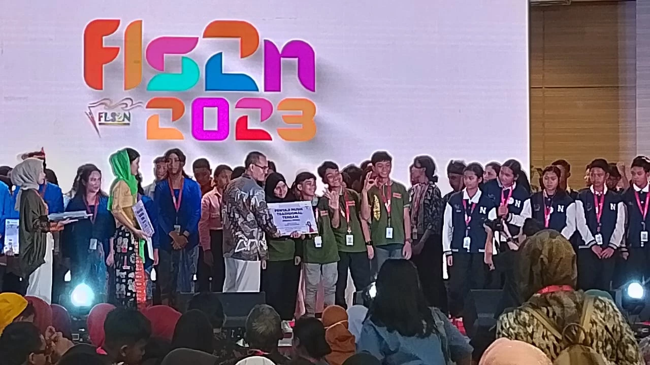 Penyaji Musik Tradisional Terbaik, Spanta Percussion Gondol Medali Emas