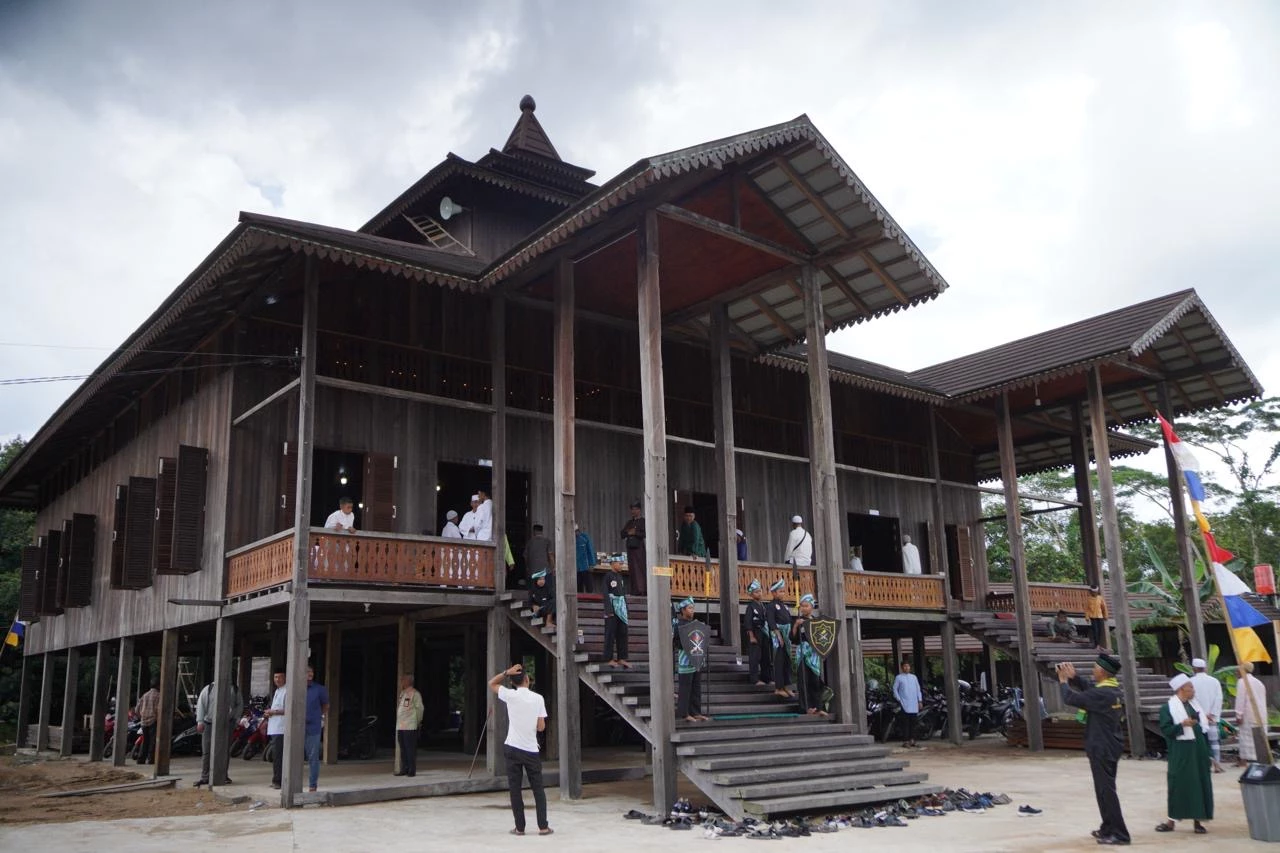 Bangunan Masjid Kayu As Syukur, Bawa Kenangan Masa Silam