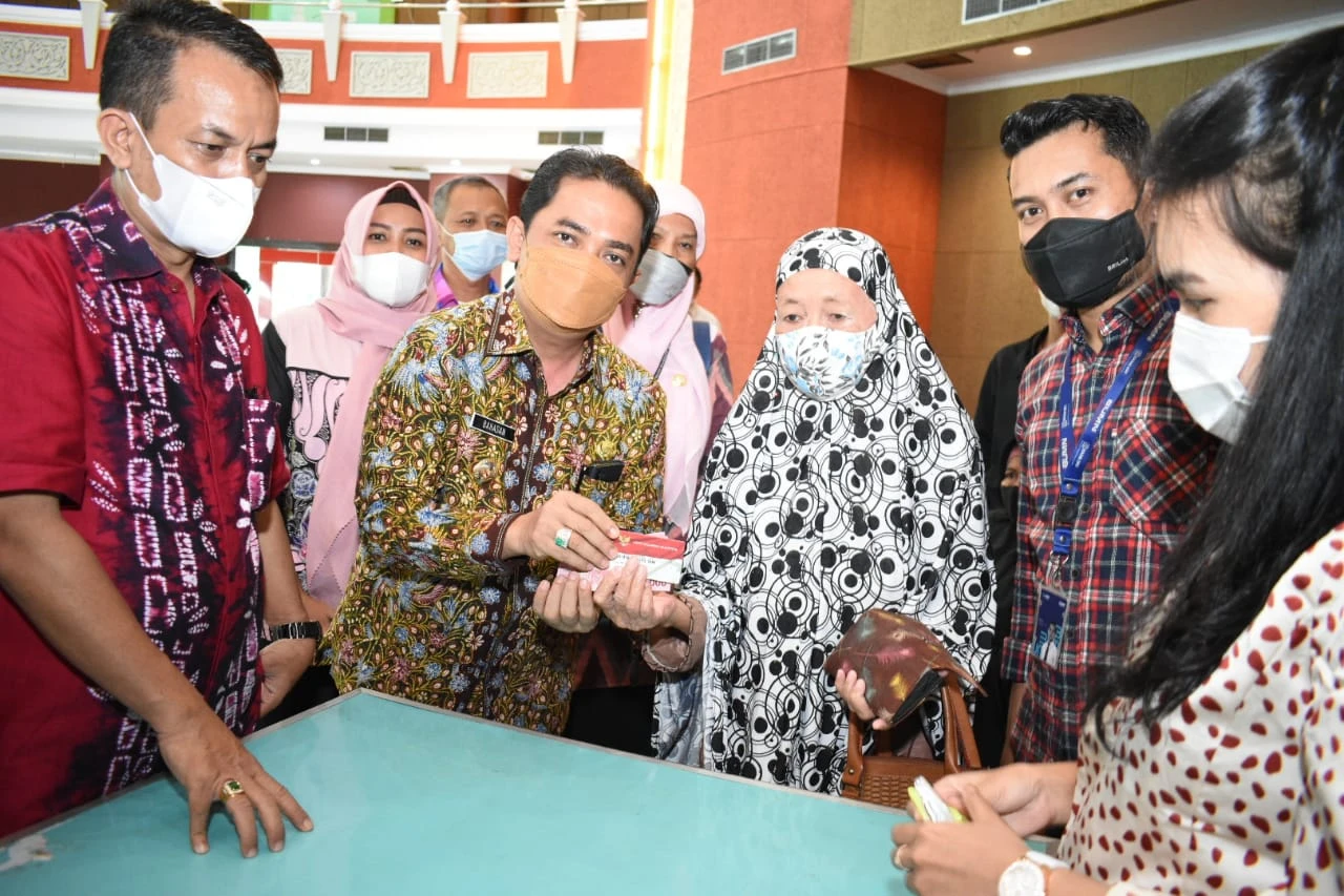 Percepat Penyaluran Bantuan, BPNT dan PKH Diberikan Secara Tunai