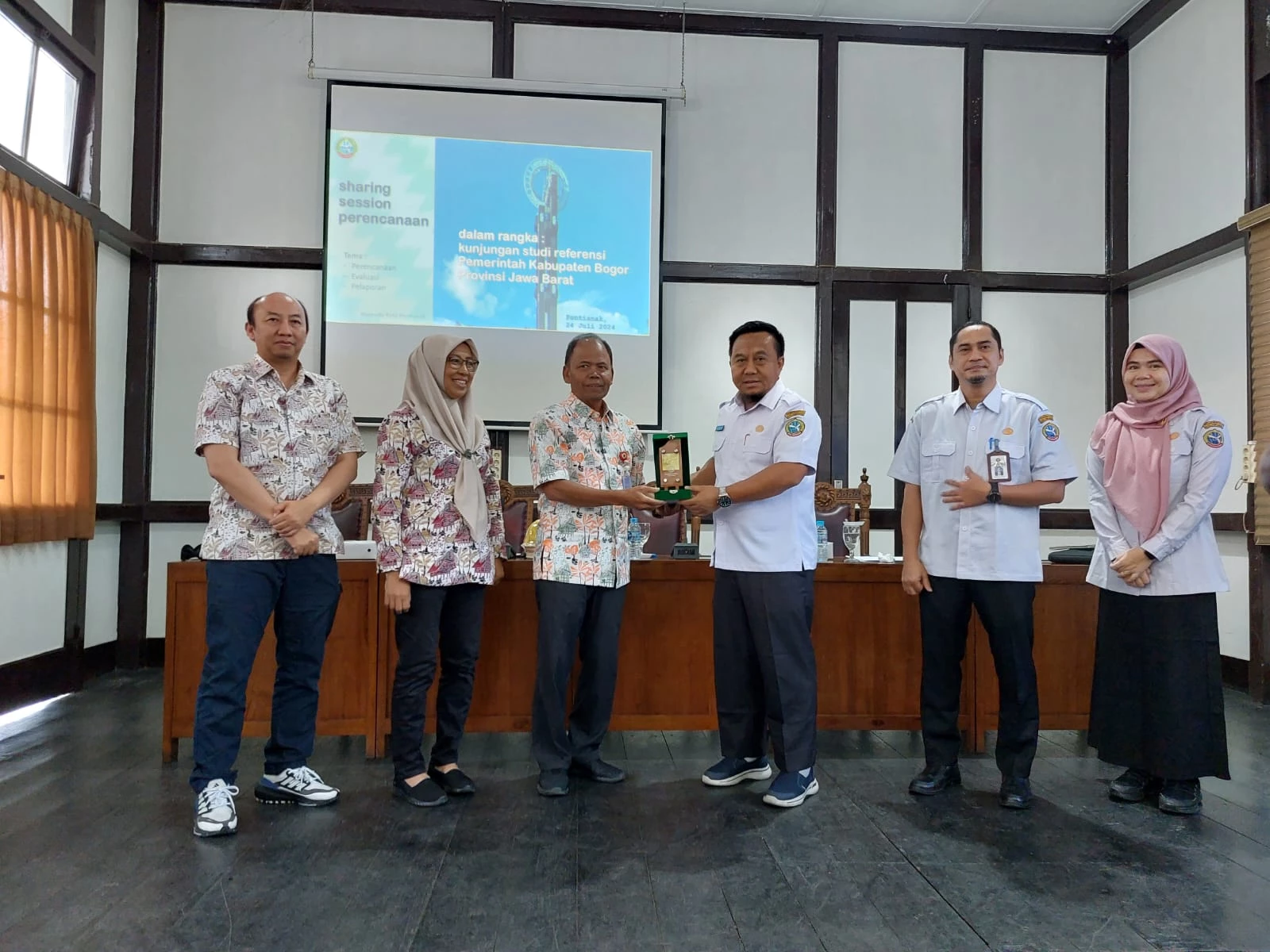 Kabupaten Bogor Studi Banding Perencanaan Pembangunan ke Pemkot Pontianak