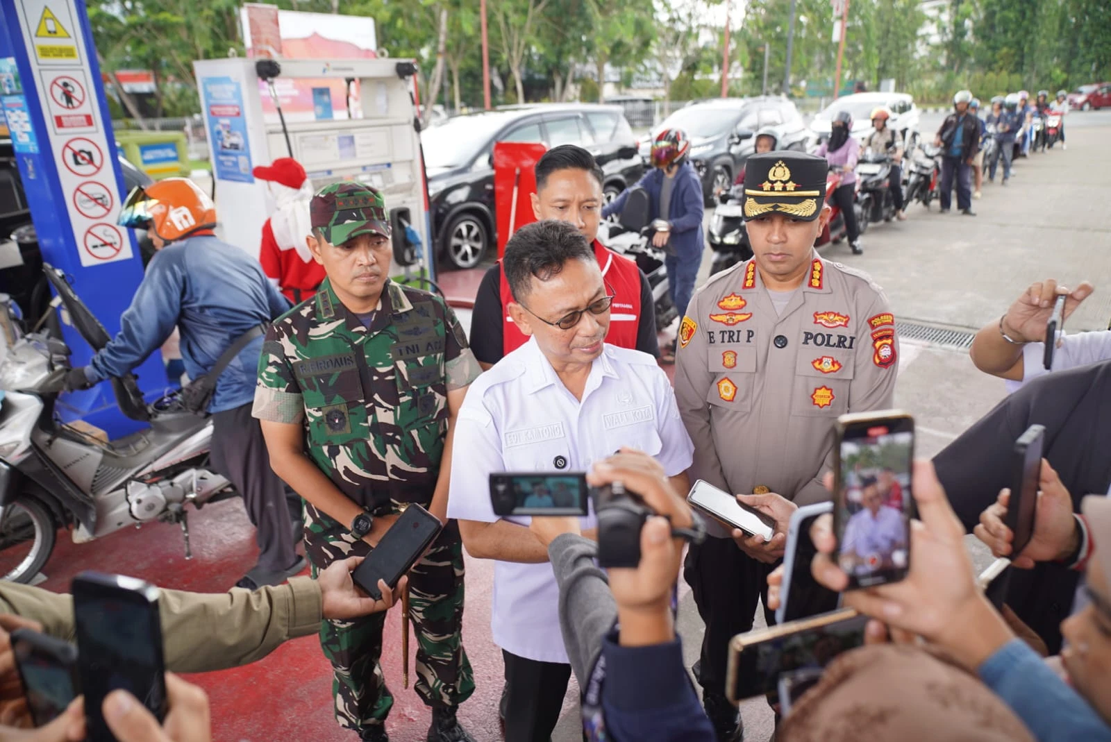 Wali Kota: Penimbun BBM Akan Ditindak