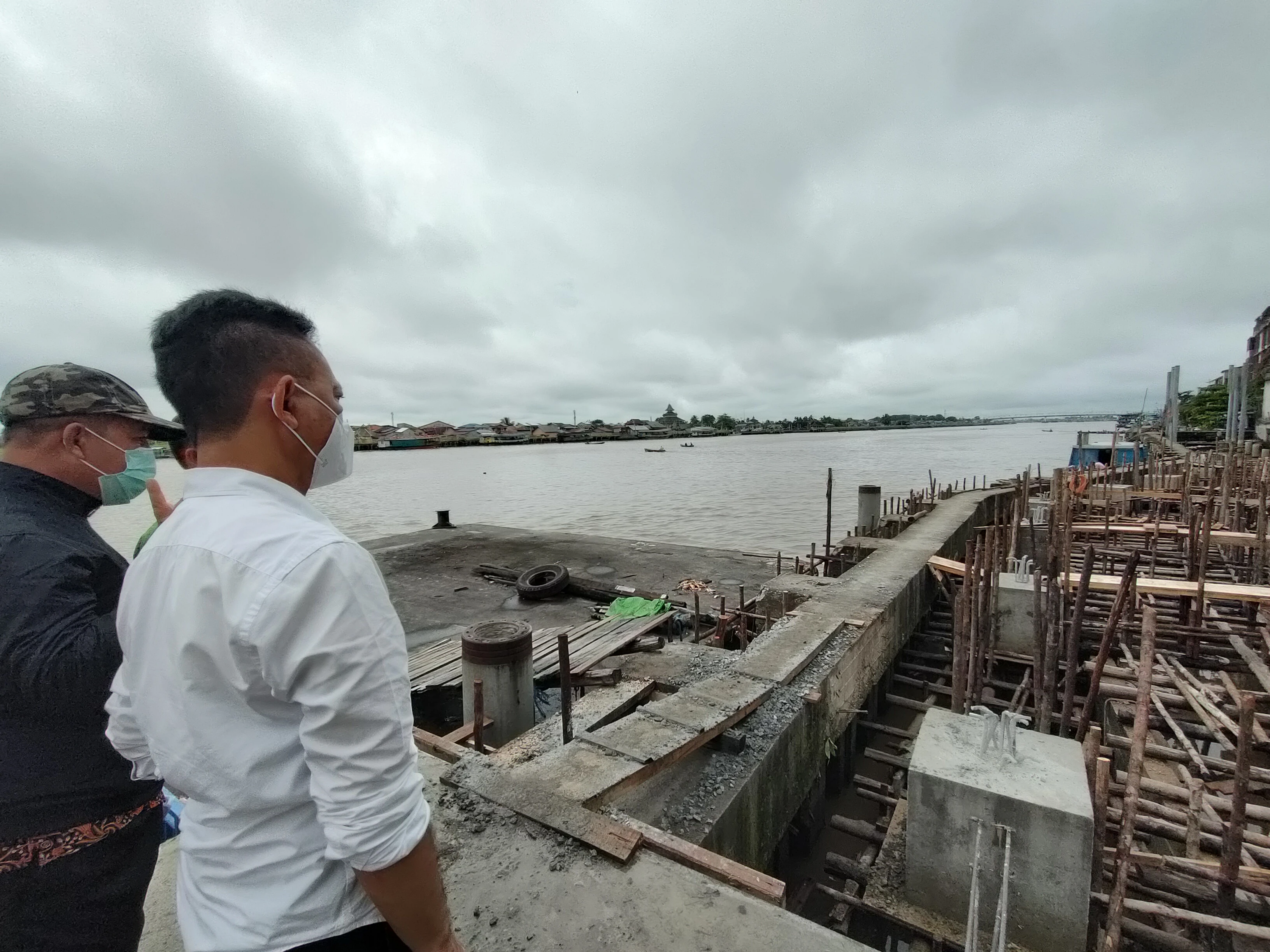 Progres Waterfront Kapuas Indah-Senghie Capai 35 persen