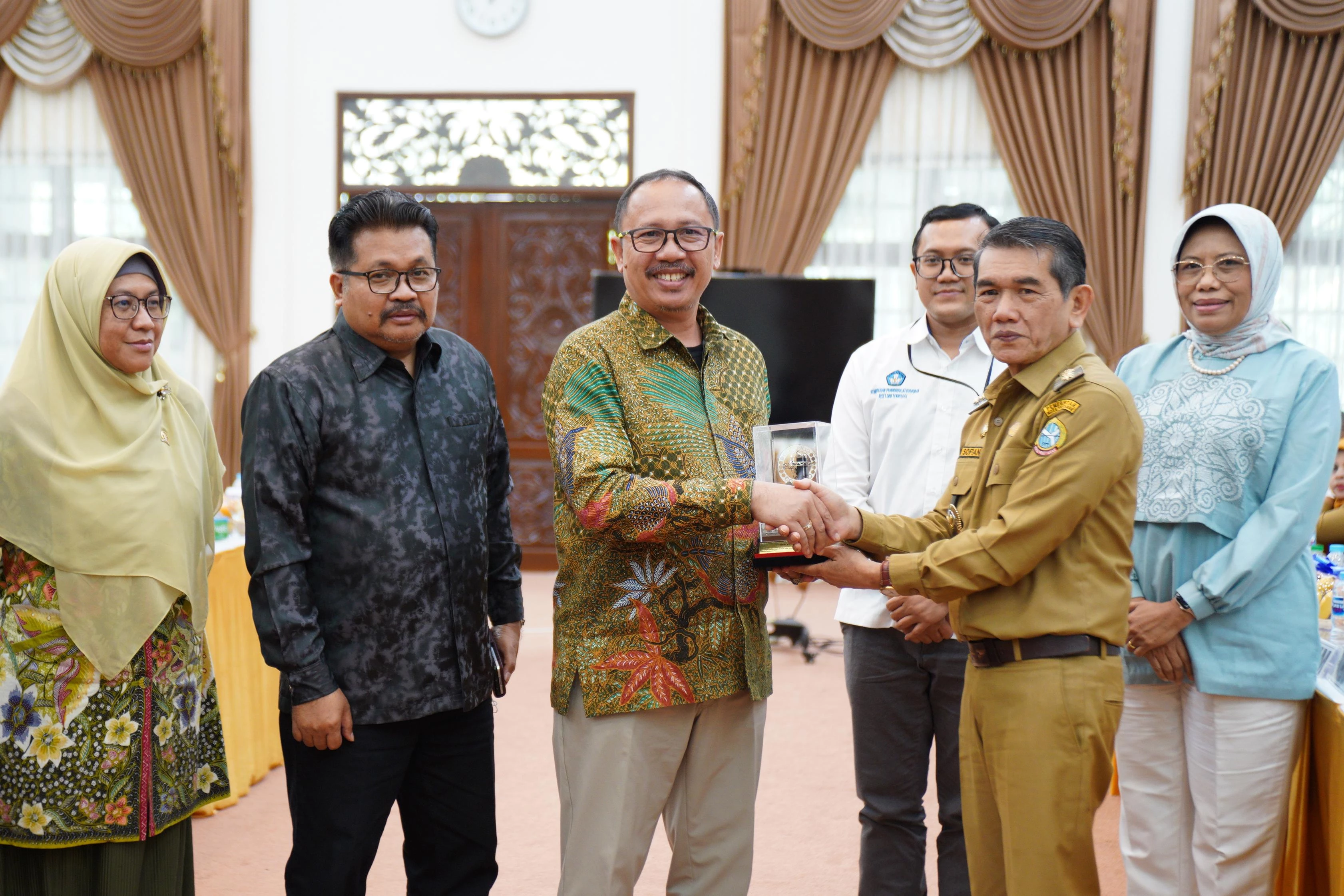 Jitu Kelola Anggaran Pendidikan, Pontianak Tuai Pujian DPR RI