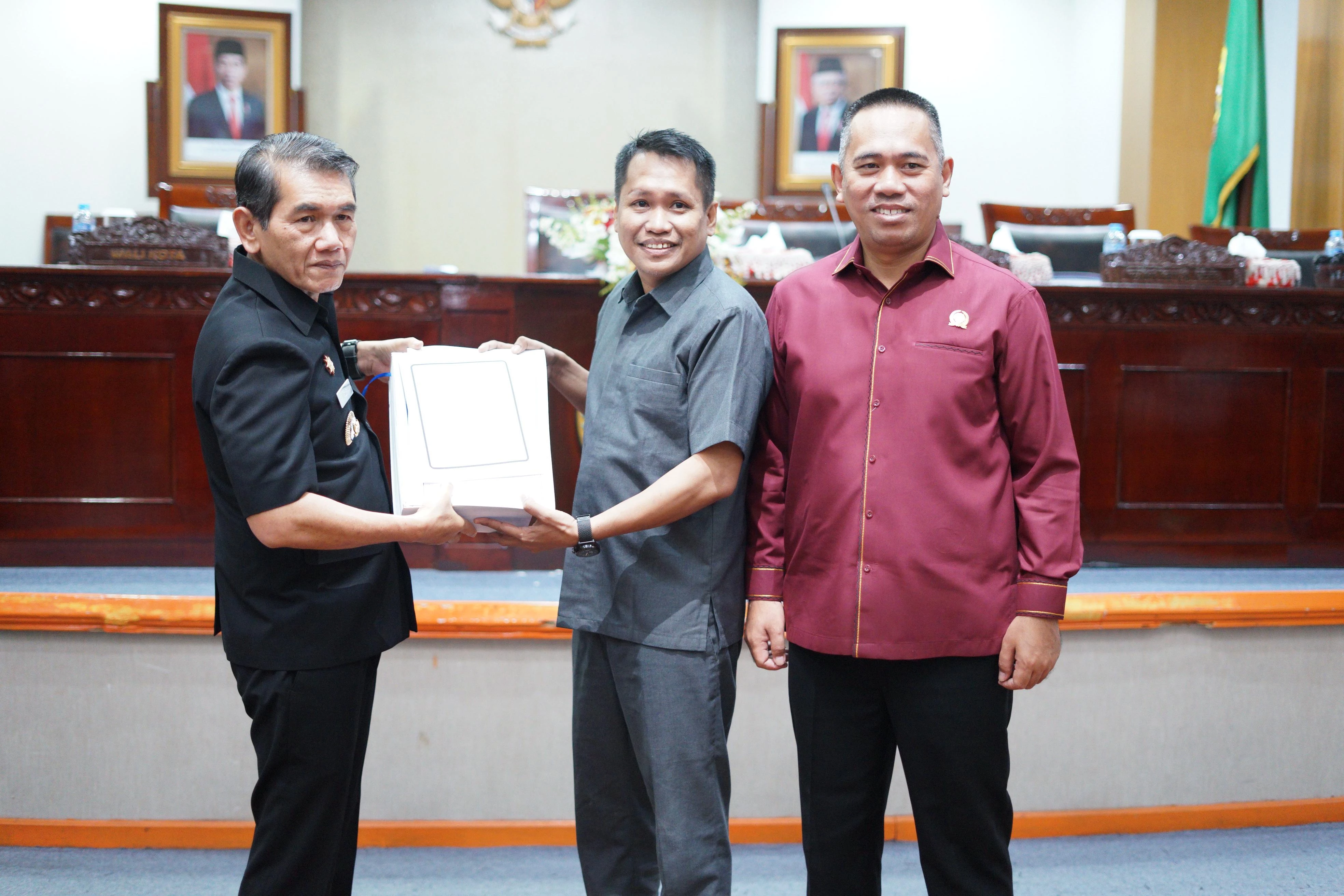 Bahas Dua Raperda, Satu Diantaranya Pelayanan Sosial bagi Warga Miskin