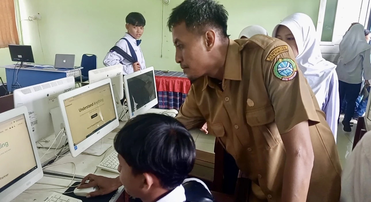 Wali Kota Apresiasi Guru SMPN 13 Pontianak Ukir Prestasi Internasional