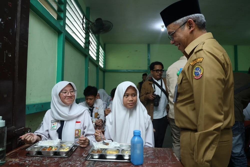 Siswa di Pontianak Antusias Nikmati Makan Bergizi Gratis