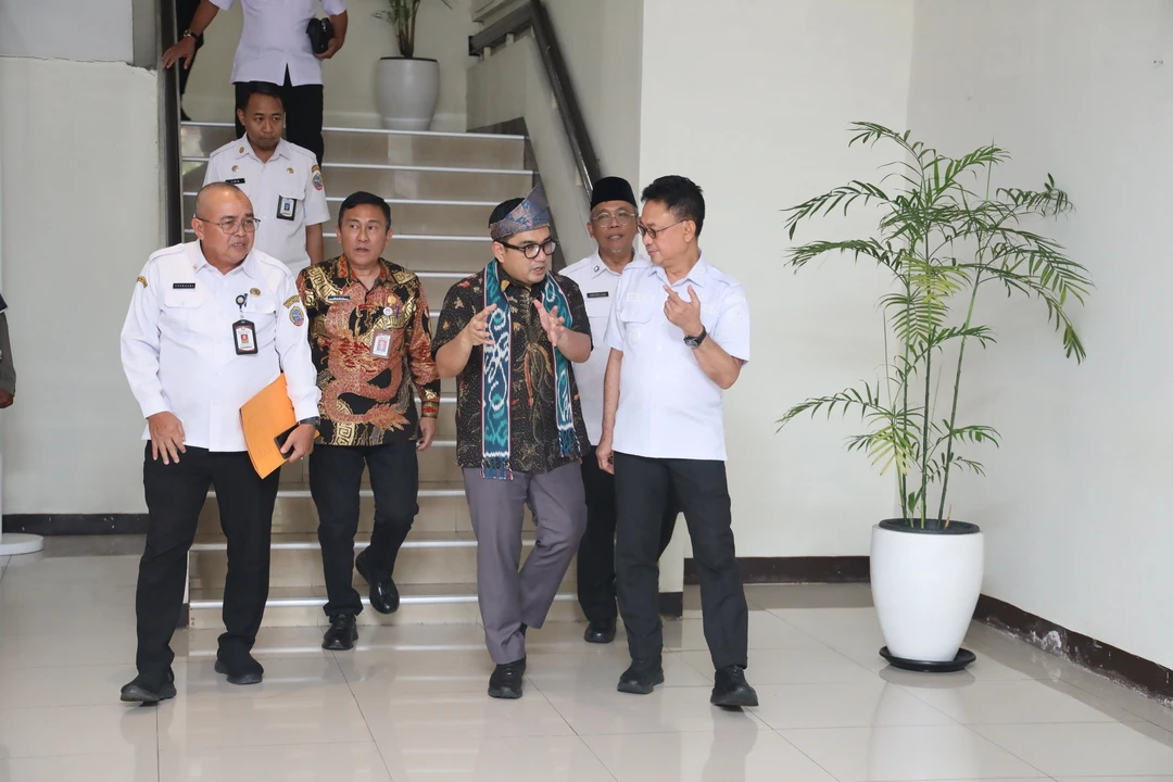 Wako Edi Sampaikan Tantangan Pemkot kepada Ketua Komisi II DPR RI