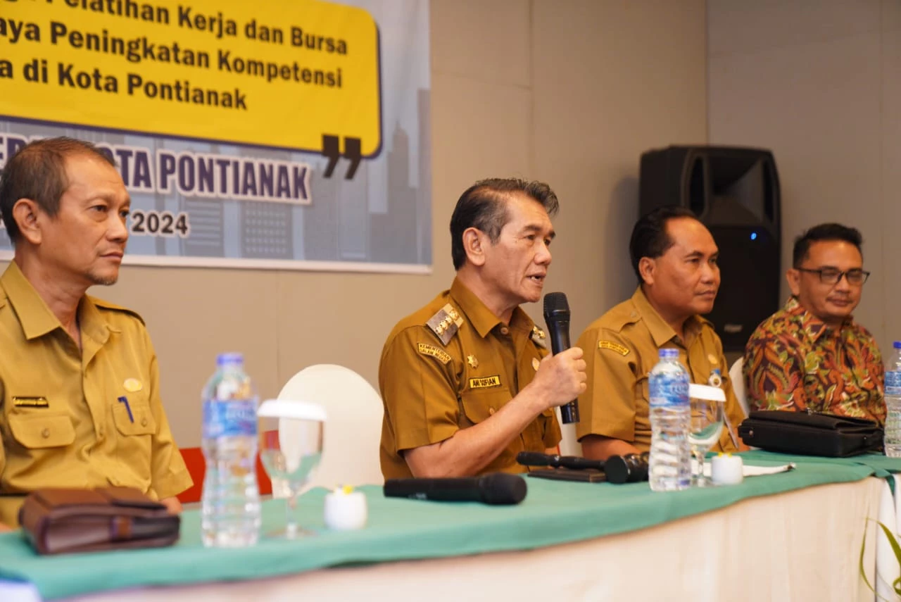 Persiapkan SDM Berkualitas, Disnaker Gelar Pembinaan LPK dan BKK