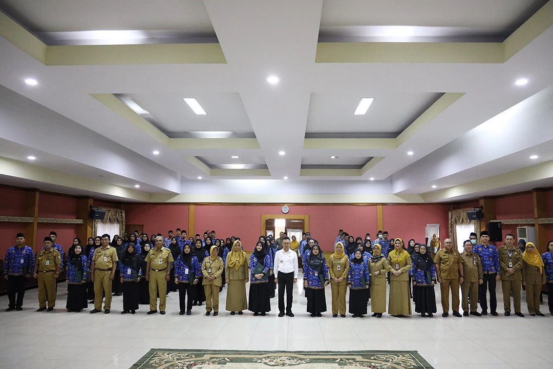 Edi Tekankan ASN Komitmen Layani Masyarakat