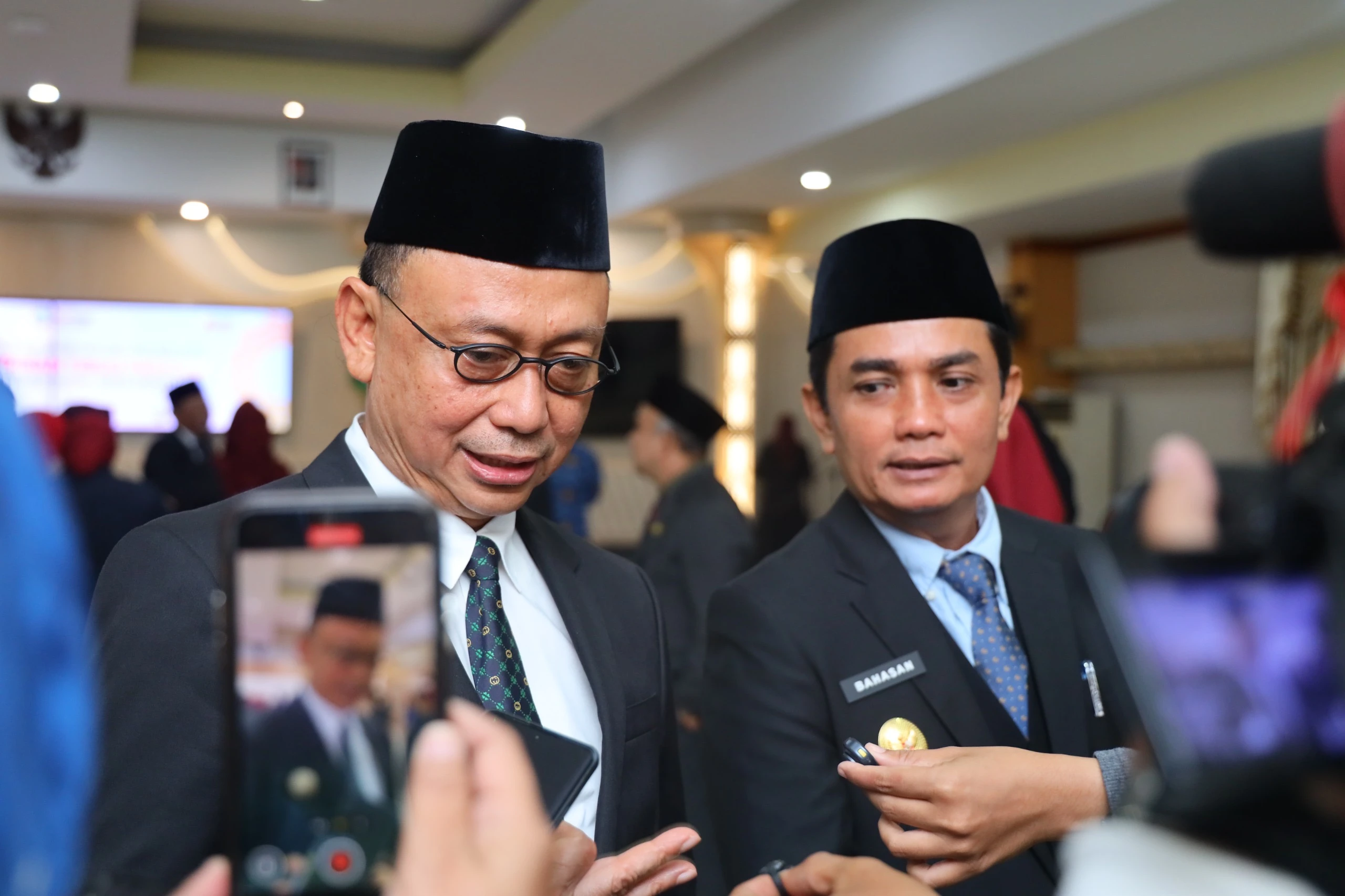 Edi Imbau Warga Rayakan Natal dan Tahun Baru dengan Sederhana