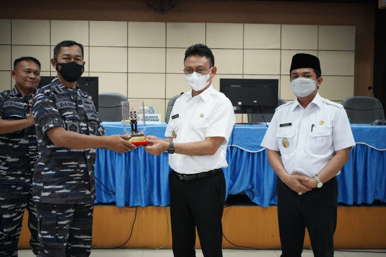 Wako Edi Kamtono Paparkan Materi pada Siswa Dikreg Seskoal