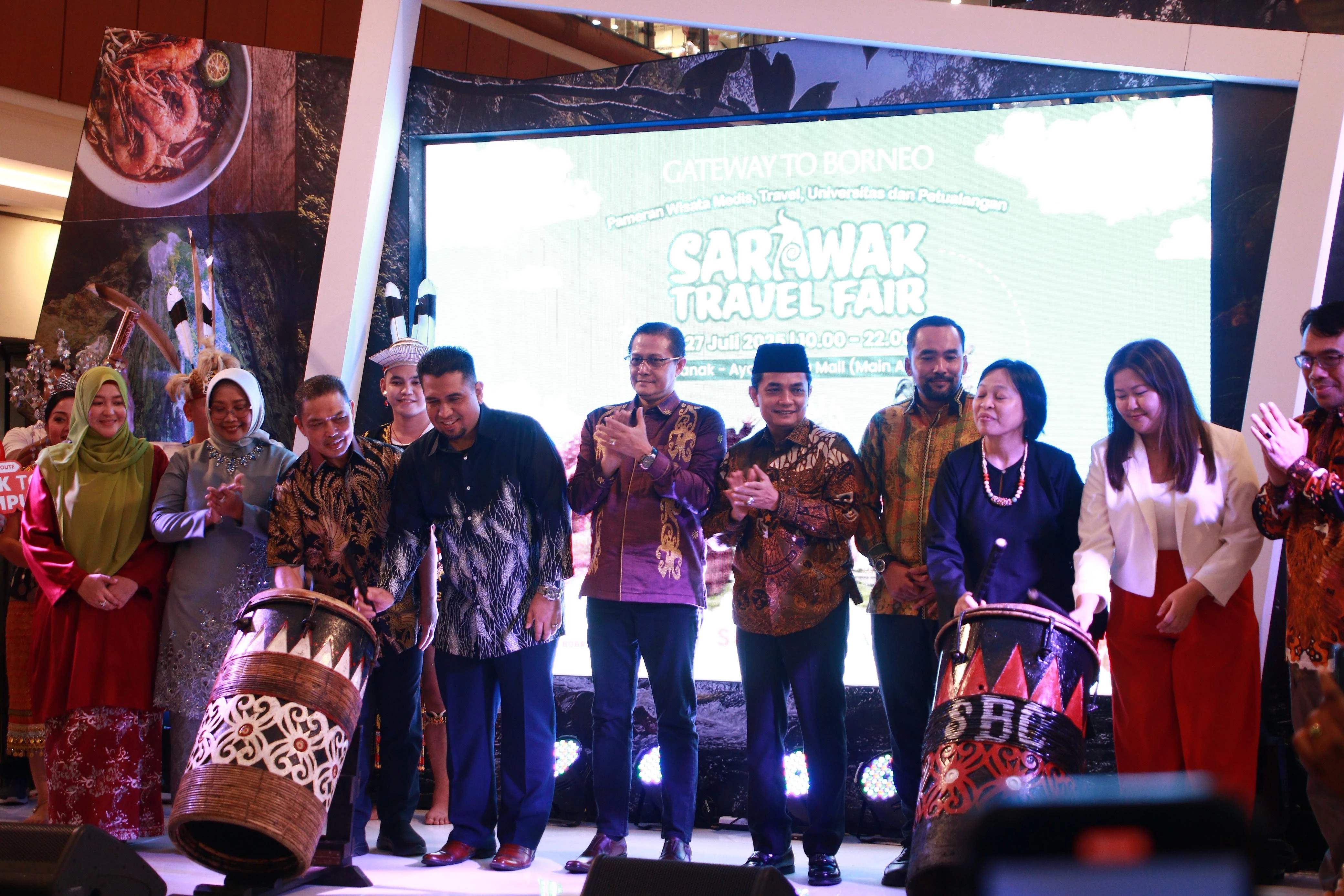 Bahasan: Rute Penerbangan Internasional Buka Peluang Pendapatan Masyarakat