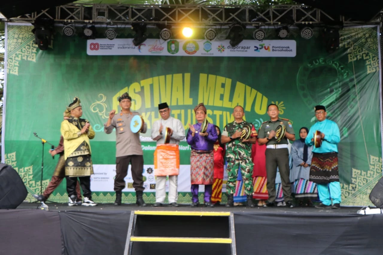 Lestarikan Budaya Lokal Lewat Festival Melayu Khatulistiwa
