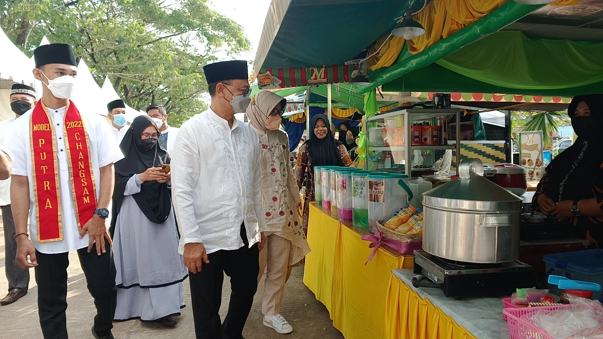 Ada Kampong Ramadan Kreatif di Jalan Letkol Sugiono