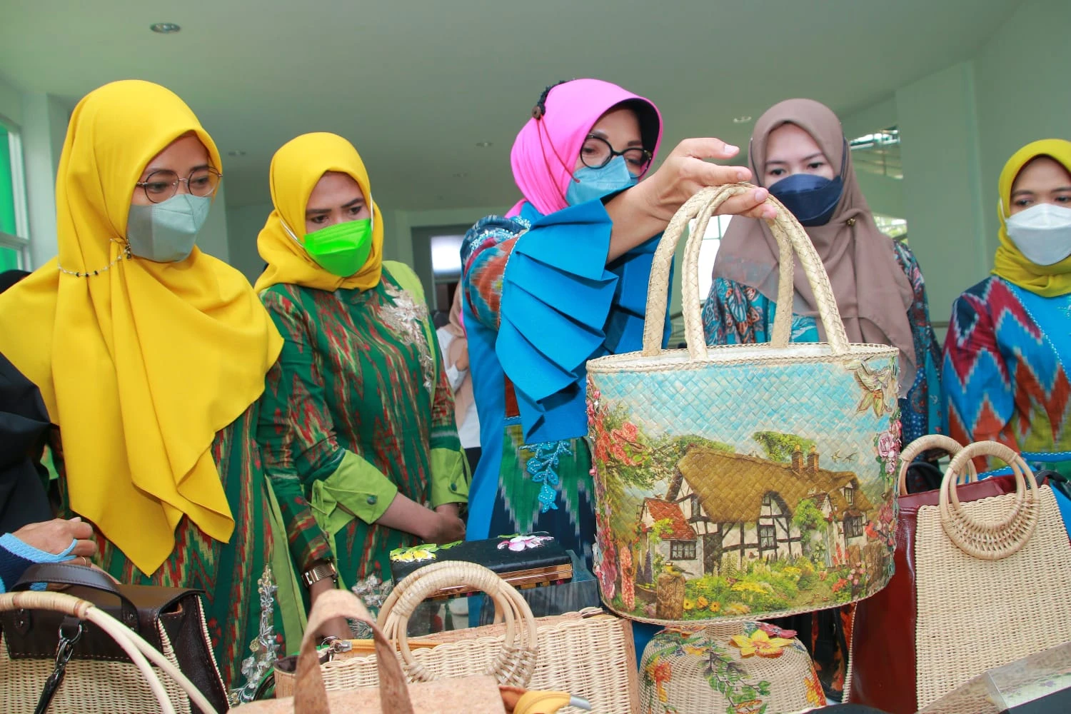 Lirik Peluang Bisnis Lewat Kerajinan Sospeso Trasparente