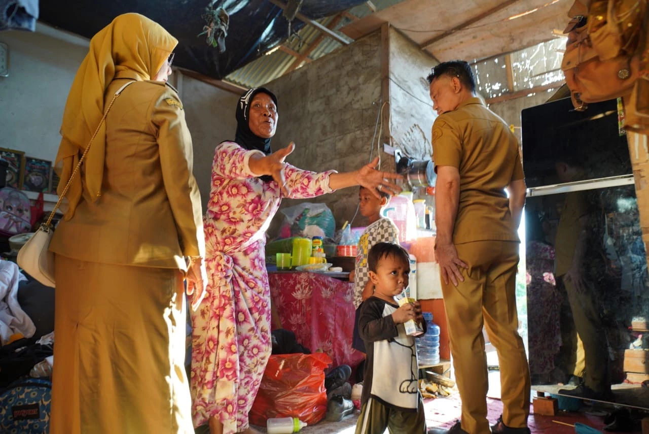 Norma Terharu Rumahnya Diperbaiki