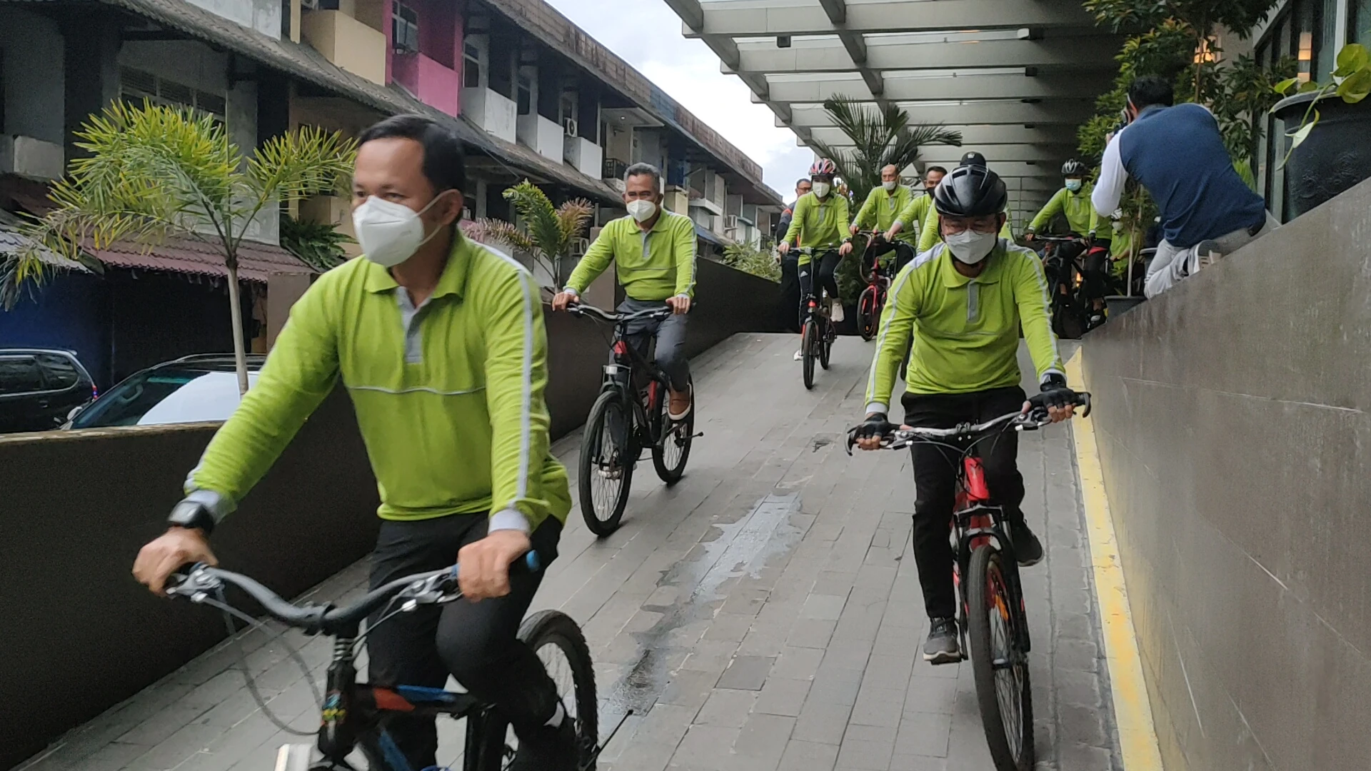 Bima Arya Senang Bersepeda di Pontianak, Sebut Trek Rata dan Udara Segar