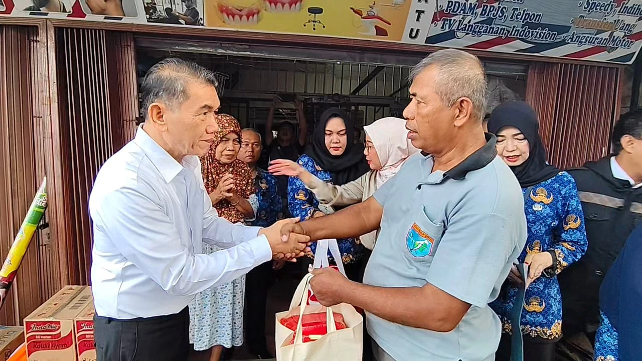 Korban Kebakaran Jalan Prof Dr Hamka Terima Bantuan Pemkot