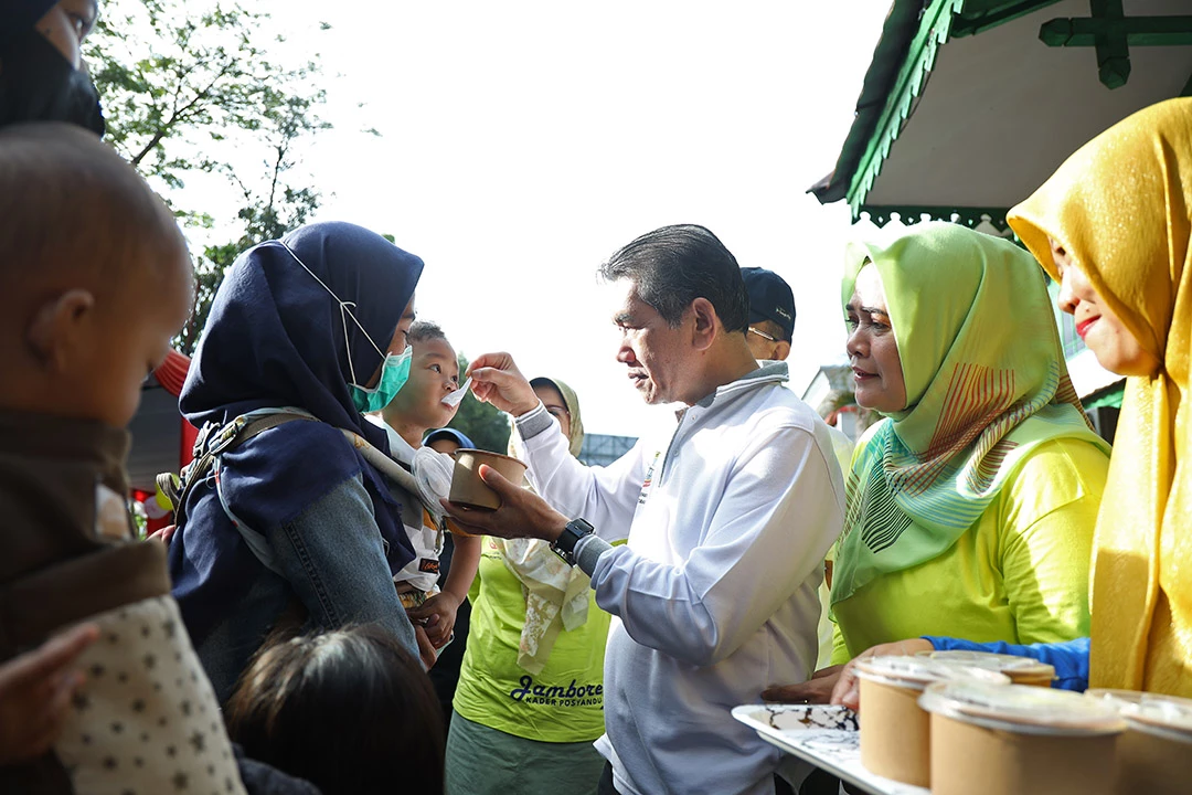 Pj Wali Kota Ajak Warga Rutin ke Posyandu