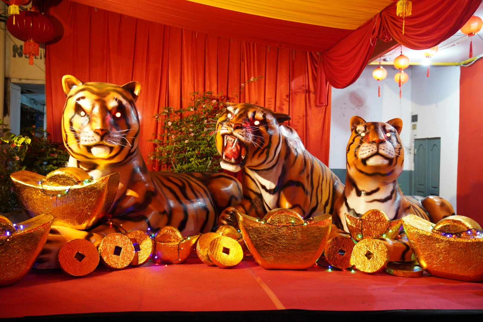 Wako Edi Kamtono : Hiasan Ornamen dan Lampion Semarakkan Perayaan Imlek