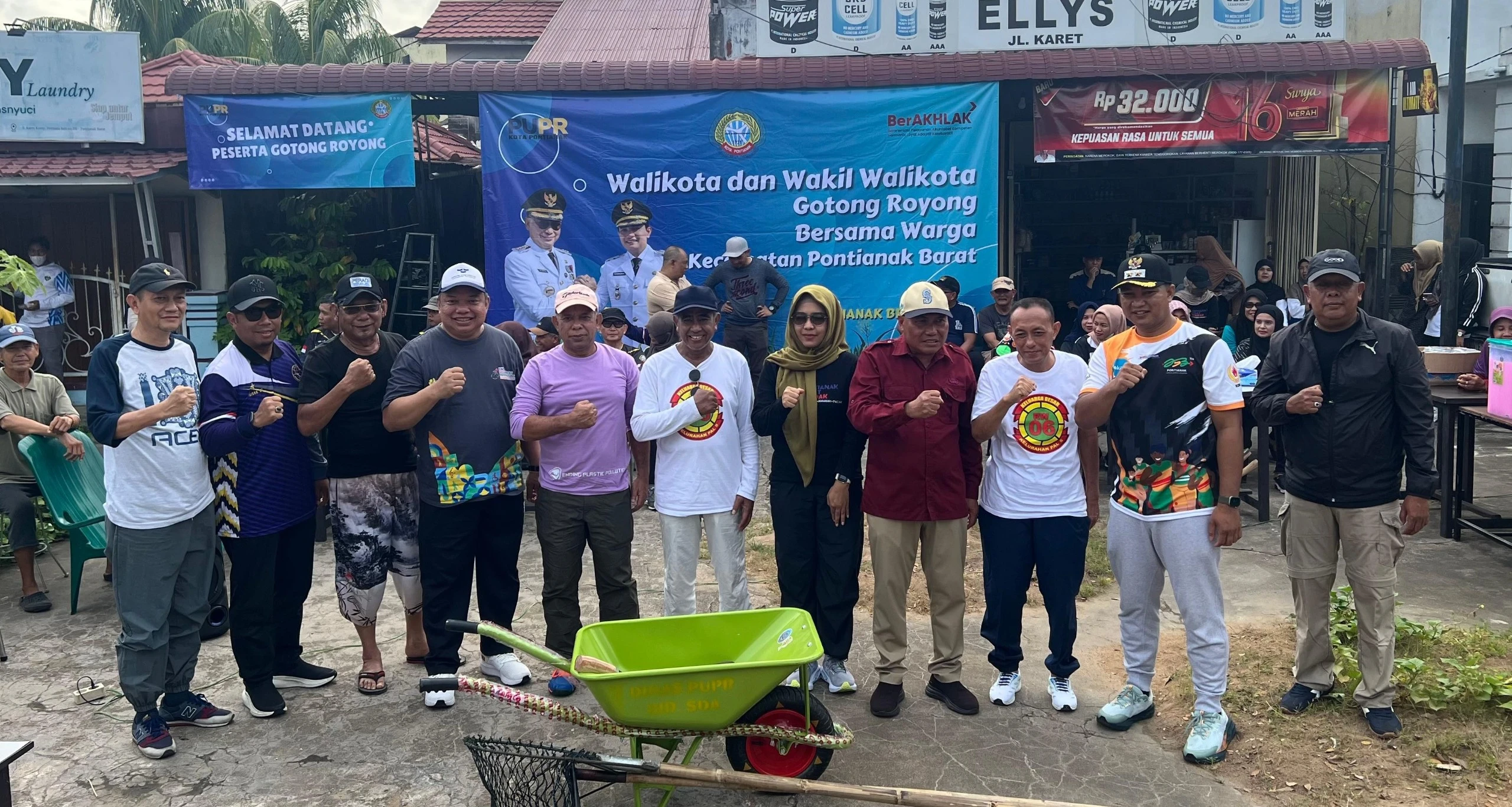 Warga Antusias Gotong-royong Bersama