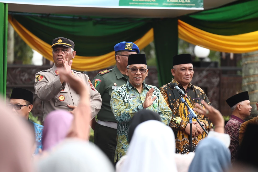 7 ribu Peserta Pawai Taaruf Semarakkan Sambut Ramadan 1446 H
