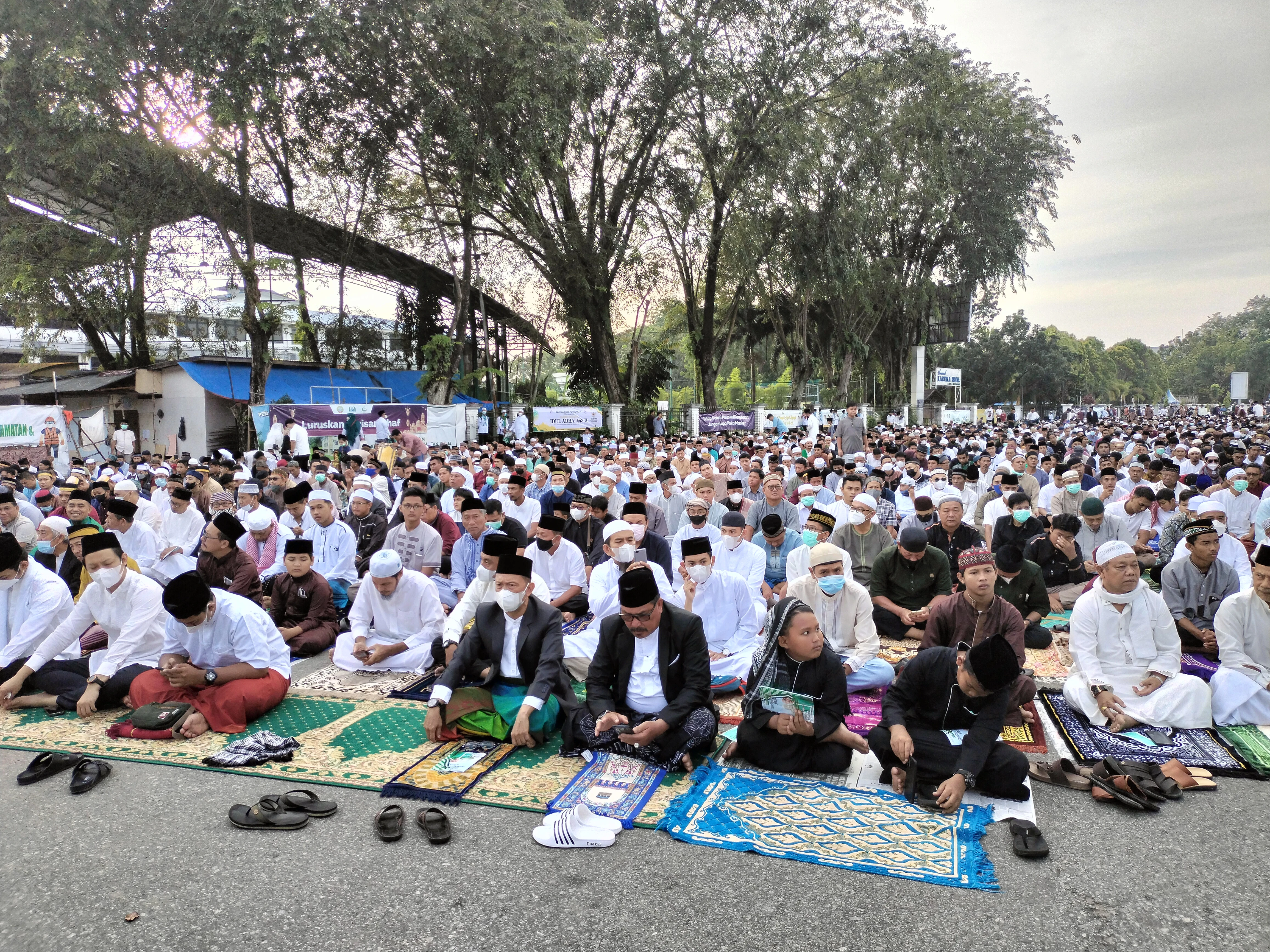 Ibadah Kurban Tingkatkan Kepedulian Membantu Sesama