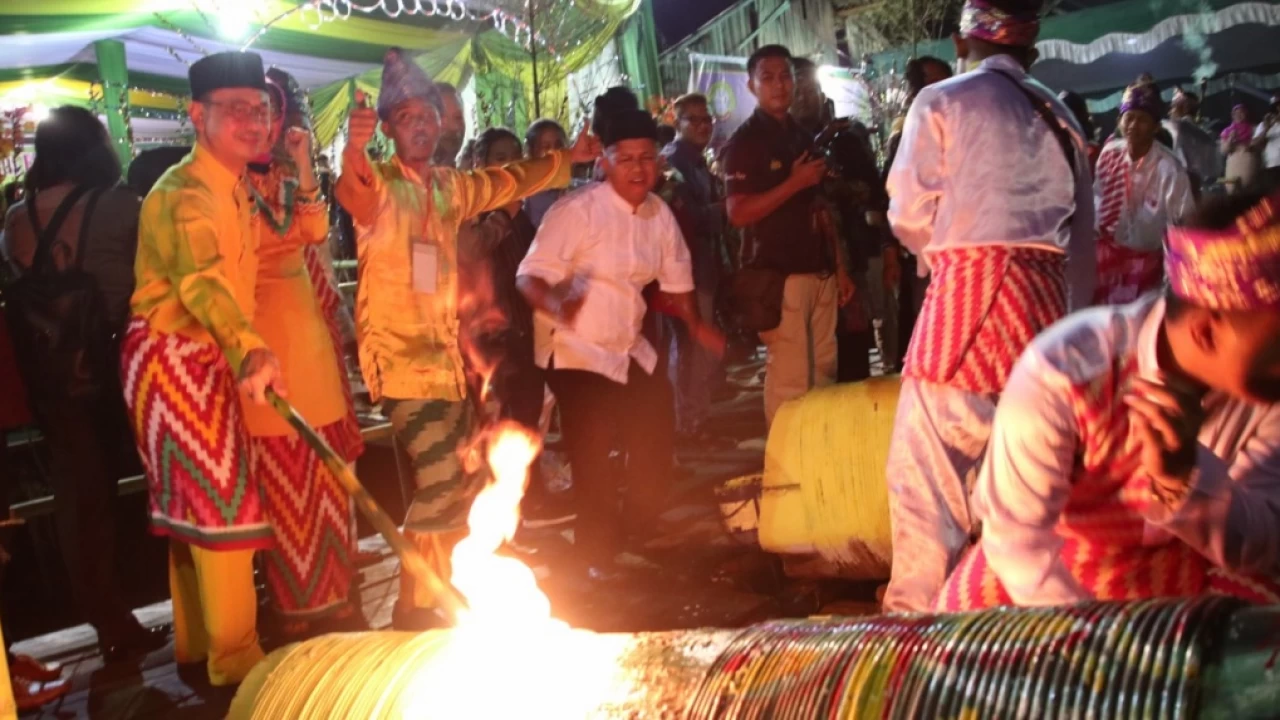 Duuuummm, 212 Meriam Karbit Getarkan Pontianak