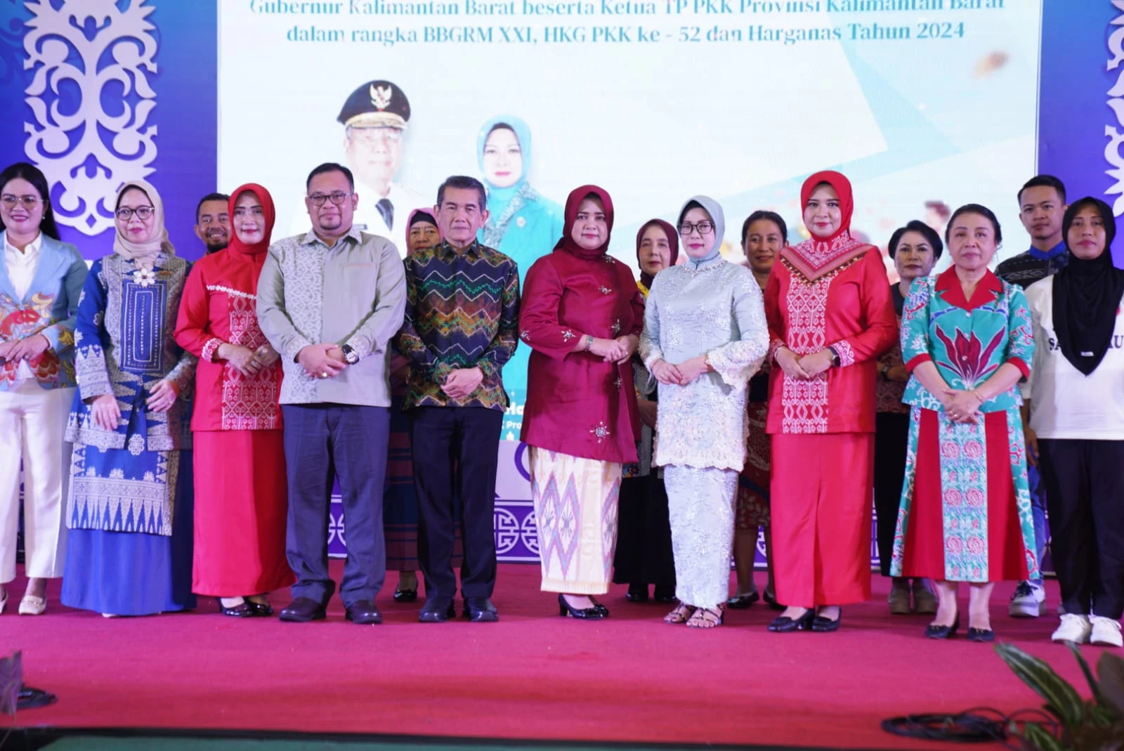 Peran Kader PKK Tanamkan Semangat Gotong Royong