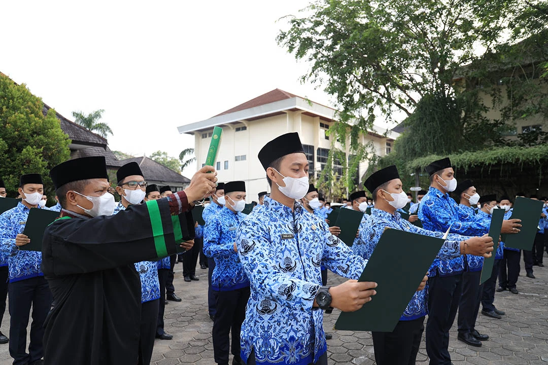 Wali Kota: PNS Harus Jadi Teladan Bagi Masyarakat