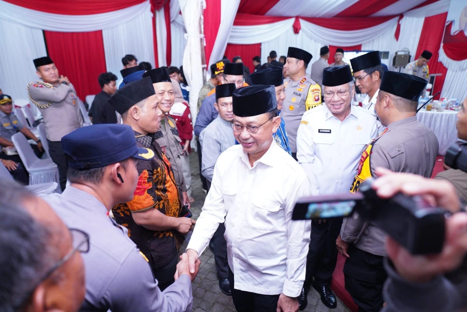 Tanpa Kembang Api, Pontianak Sambut Tahun Baru dengan Doa dan Empati