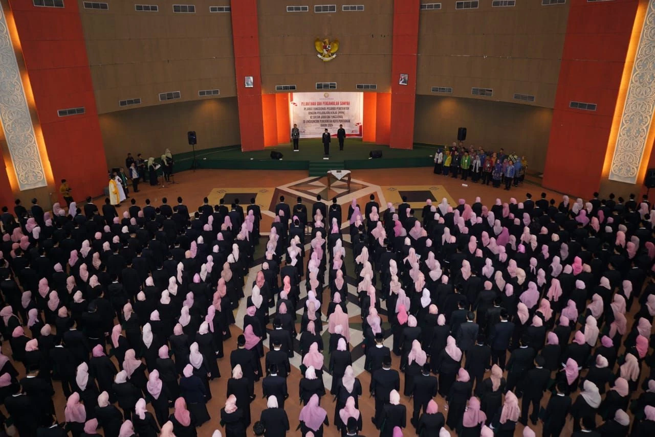 Ani Sofian Lantik 850 PPPK Jadi Pejabat Fungsional