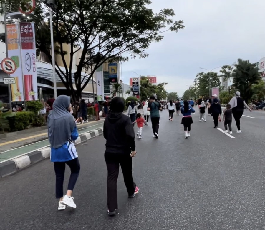 CFD Mulai Dibuka, Warga Antusias Berolahraga