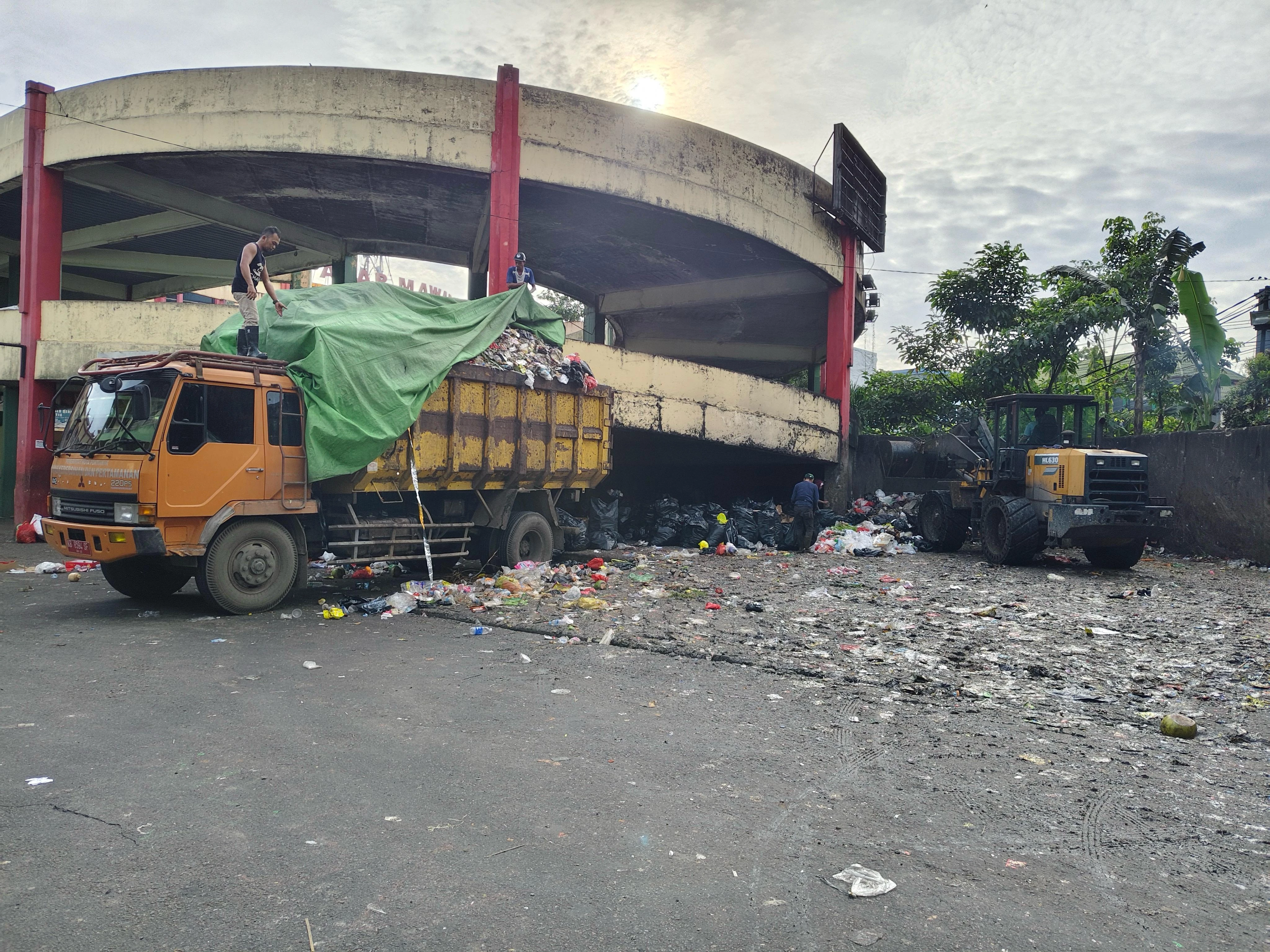 Selama Lebaran Volume Sampah di Kota Pontianak Meningkat Drastis