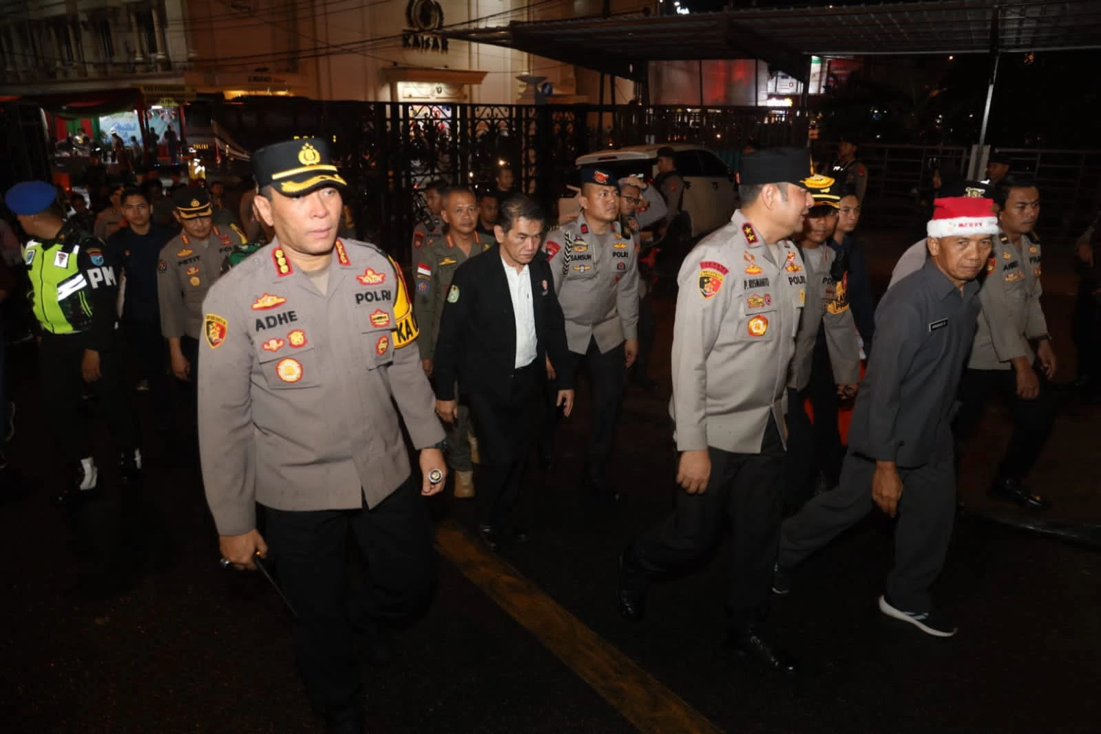 Tinjau Misa Malam Natal, Pj Wako Pastikan Peribadatan Khidmat