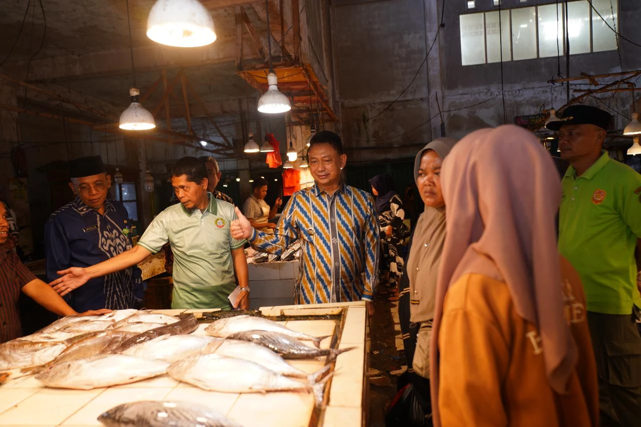 Wali Kota Cek Langsung Harga Bahan Pokok di Pasar Puring