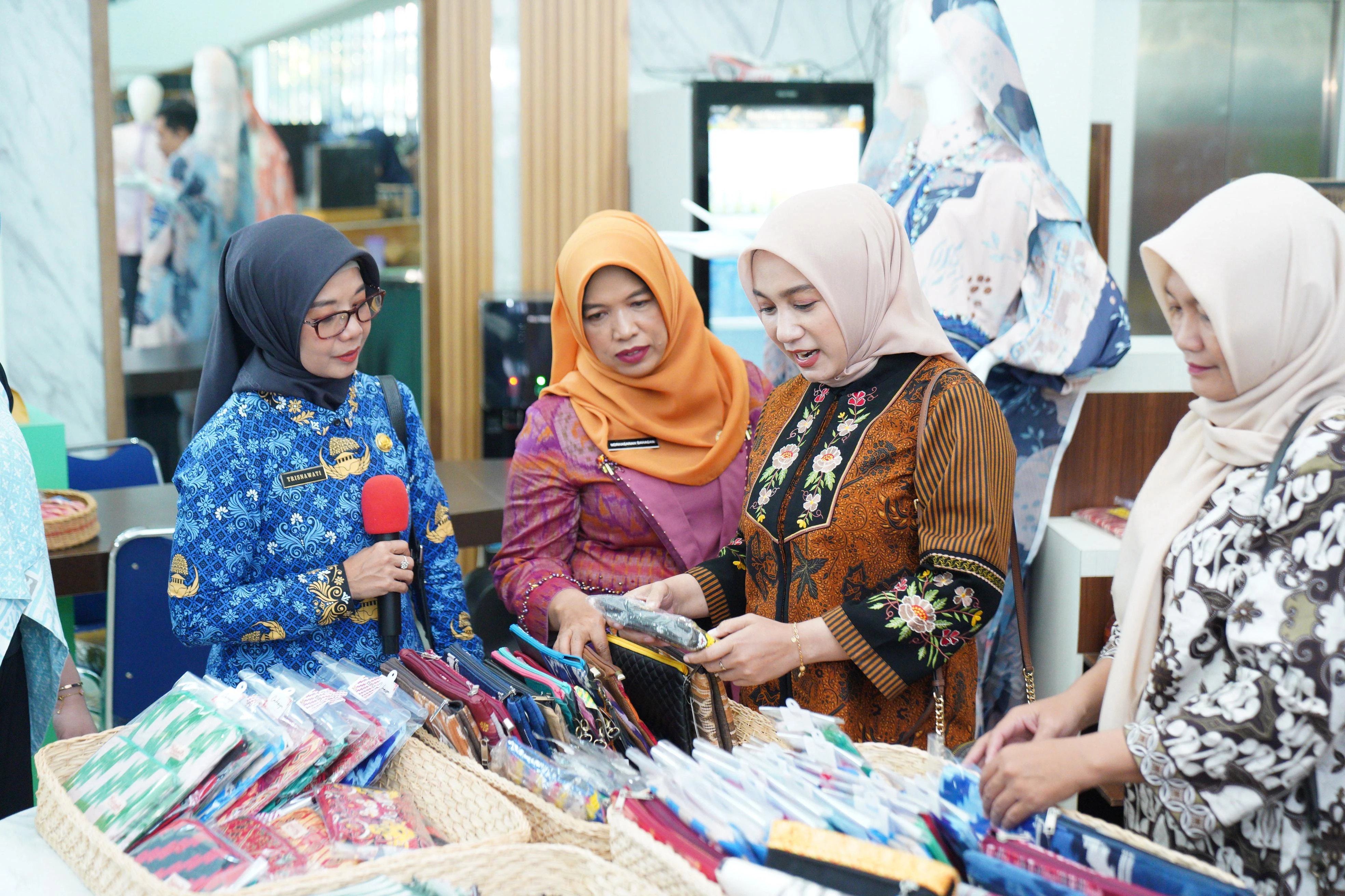 Perkuat Daya Saing Produk, Dekranasda Pontianak Dorong UMKM Lebih Kompetitif