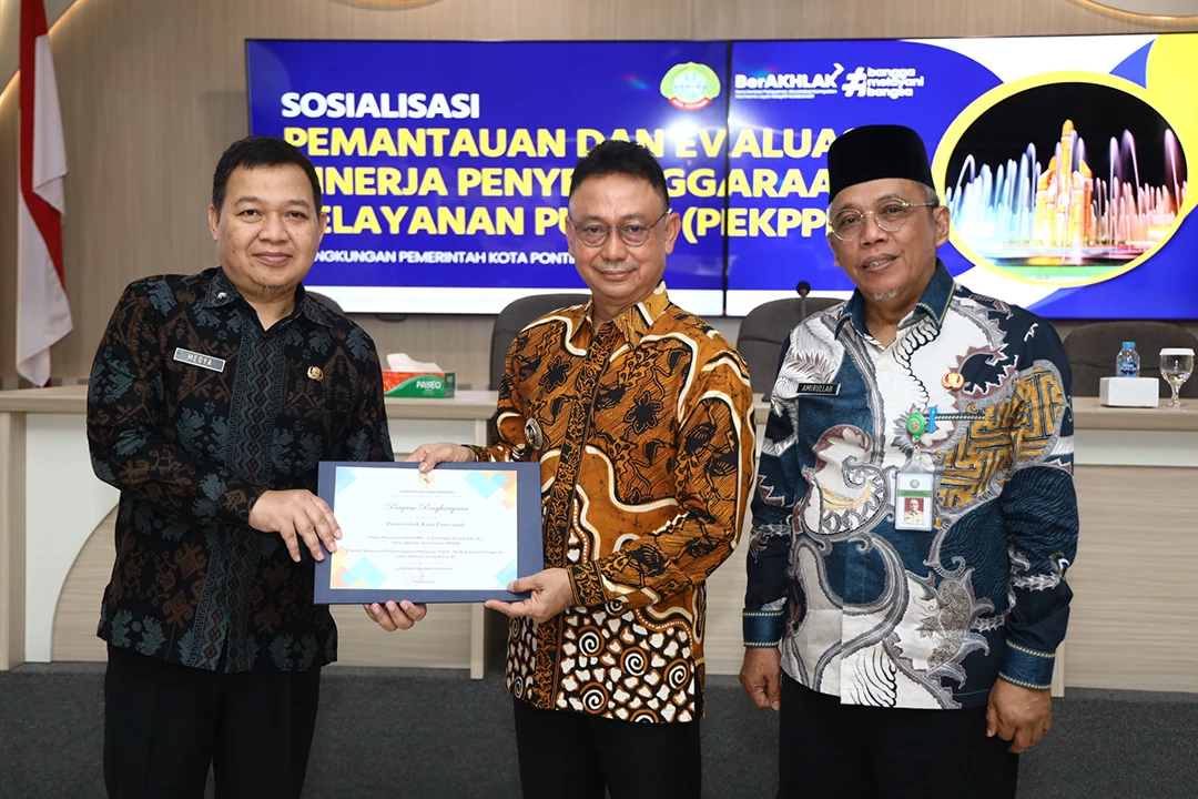 Pontianak Raih Sejumlah Penghargaan Pelayanan Publik Kategori Sangat Baik