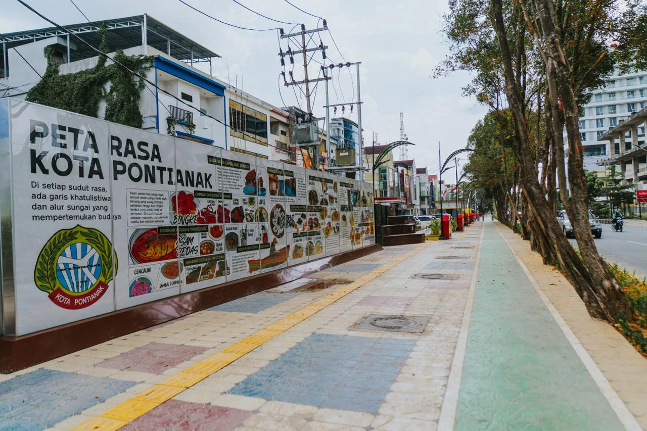 Perkenalkan Kuliner Khas Pontianak Lewat Peta Rasa di Trotoar Teuku Umar