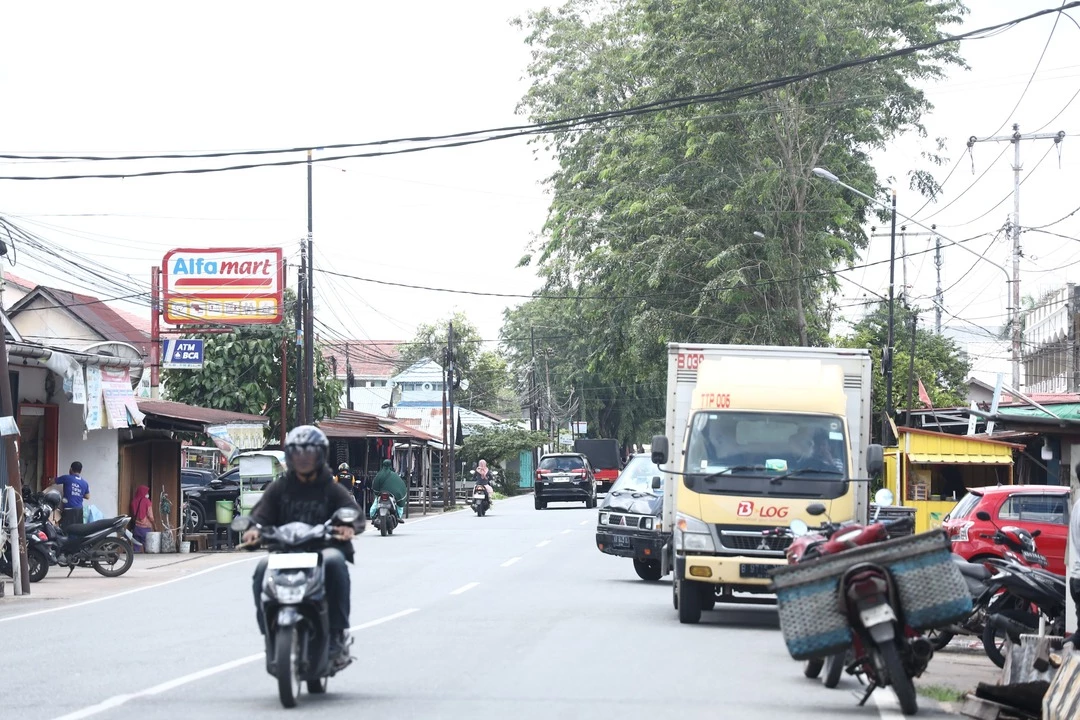 Pelebaran Jalan Komyos Sudarso Ditargetkan Rampung 2026