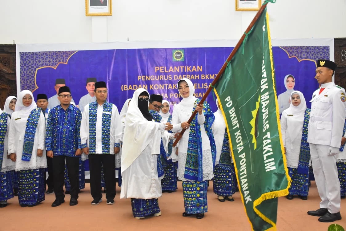 Yanieta Nahkodai BKMT Pontianak, Siap Jalankan Amanah