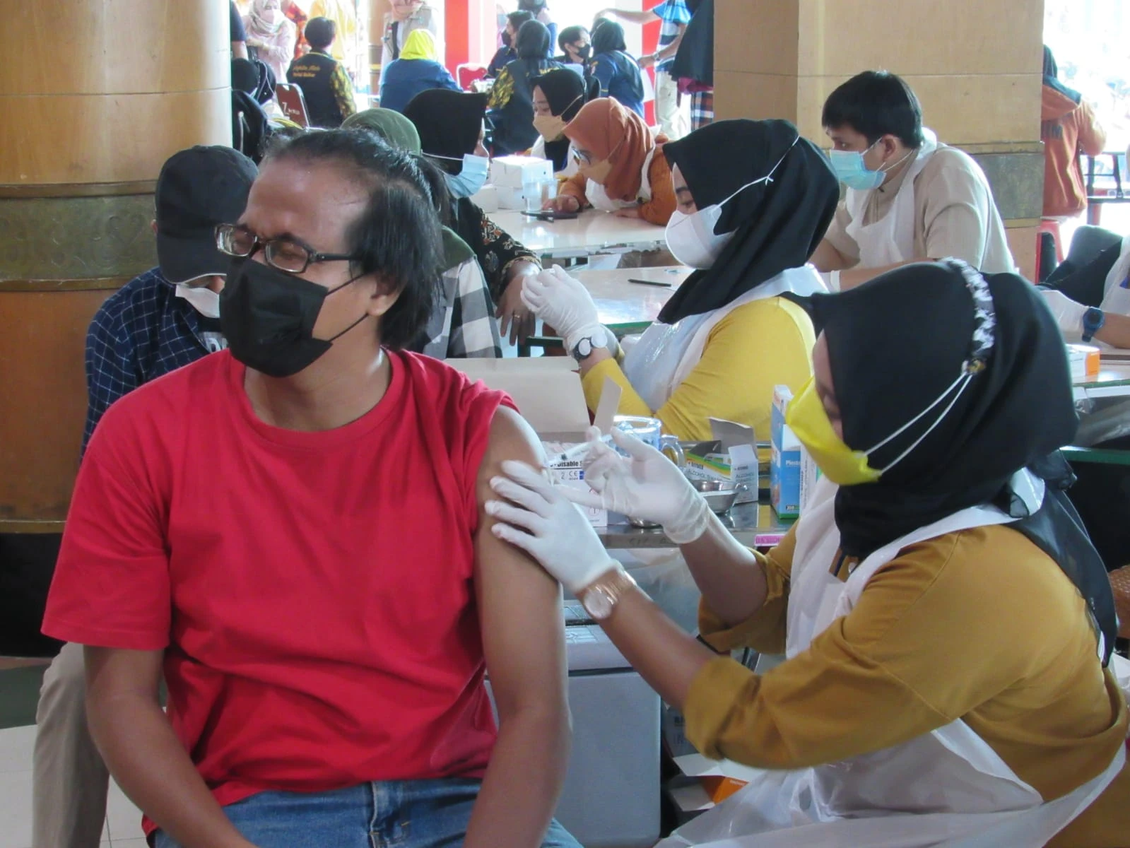 Optimis Akhir Oktober Capaian Vaksinasi Tembus 70 persen