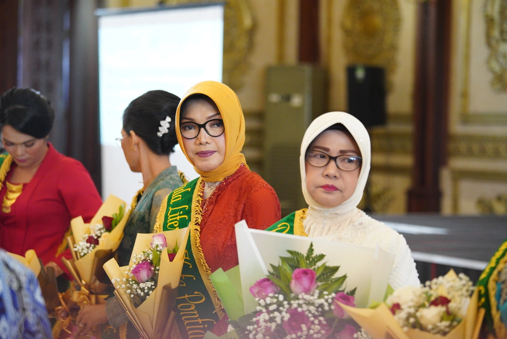 Dikukuhkan Sebagai Bunda Literasi, Yanieta Berkomitmen Tingkatkan Minat Baca Anak