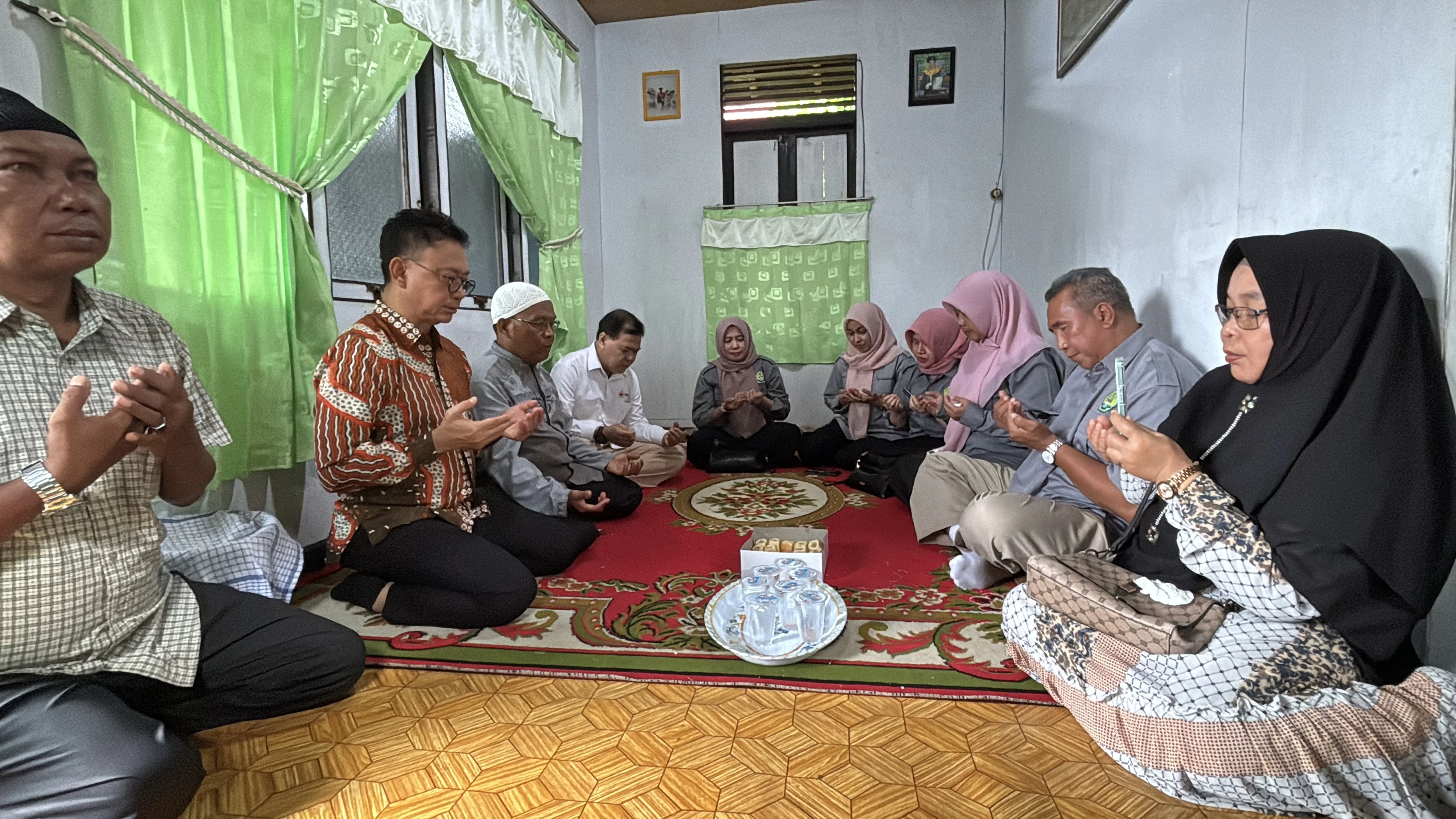 Wako Takziah ke Rumah Duka Korban Kecelakaan Tronton di Tanjungpura