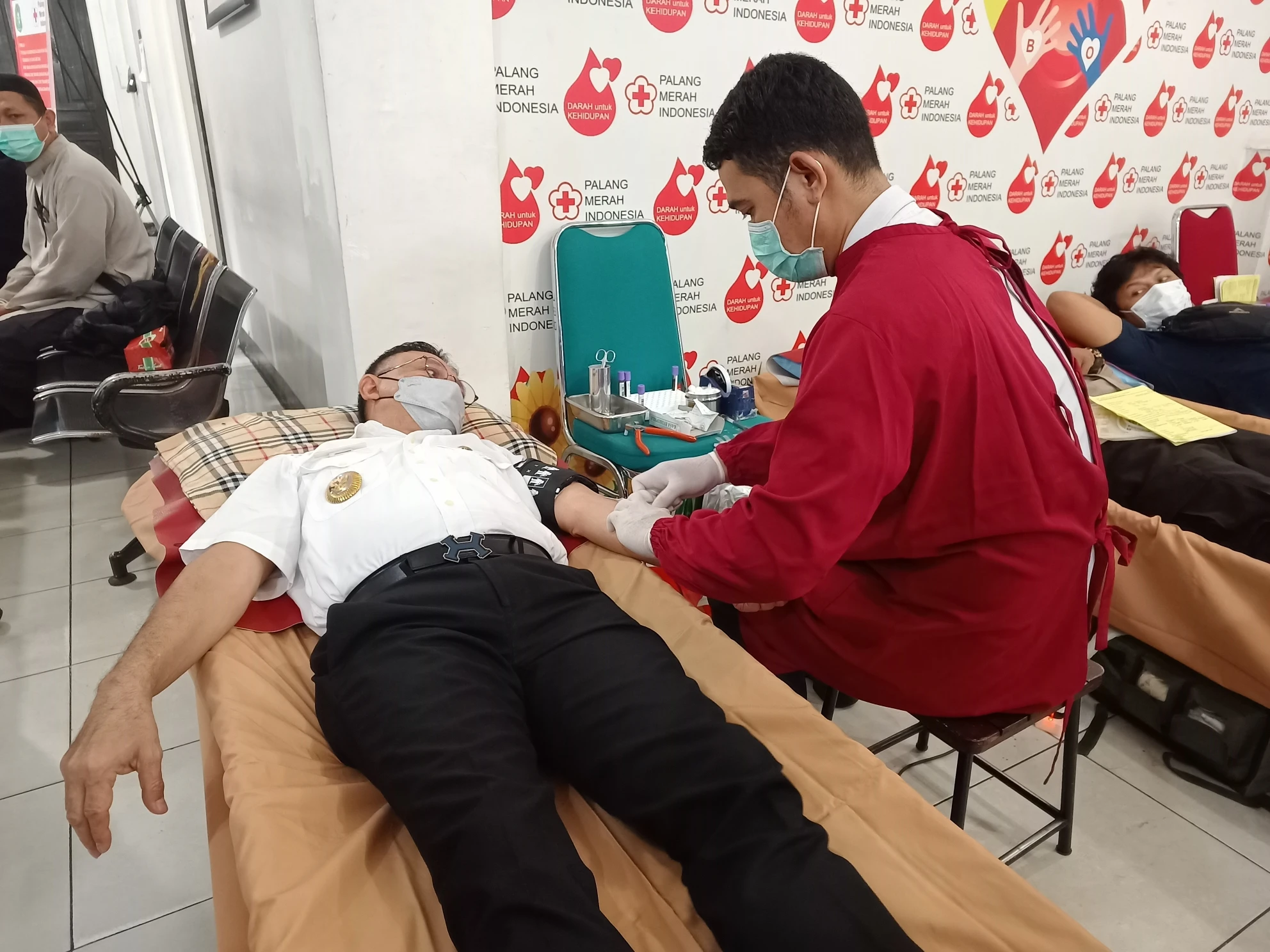 Layanan Hotline Service PMI, Ingatkan Pendonor Untuk Berdonor