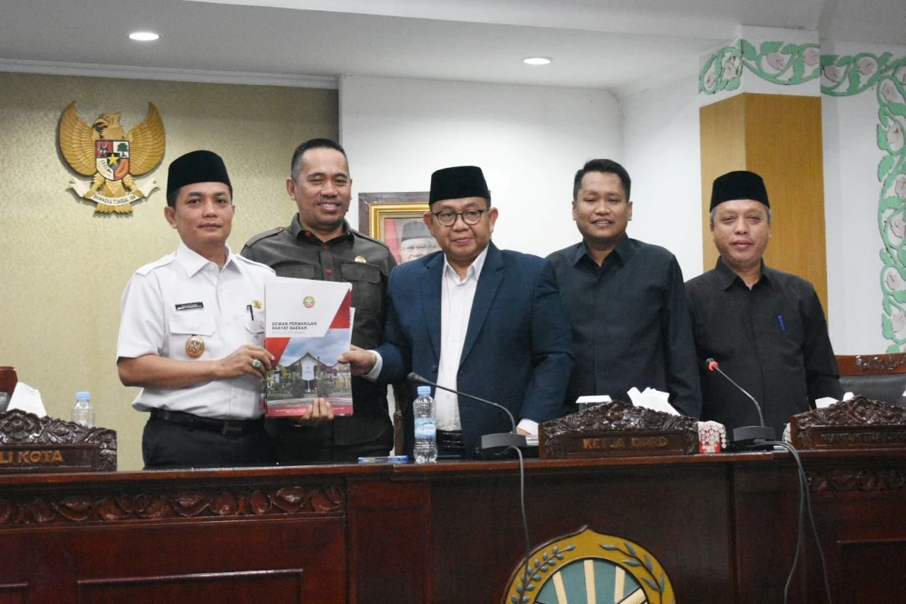 Rapat Paripurna DPRD, Bahas Upaya Dongkrak PAD