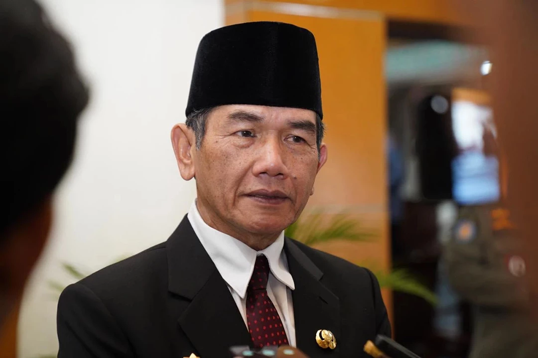 Ani Sofian Tekankan Guru Ikuti Perkembangan Zaman